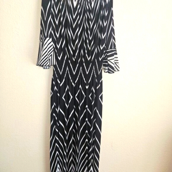 Maxi dress black XL,Elastic Waist Belle Sleeve Witchy Whimsigoth ruffle,knit - Picture 3 of 4